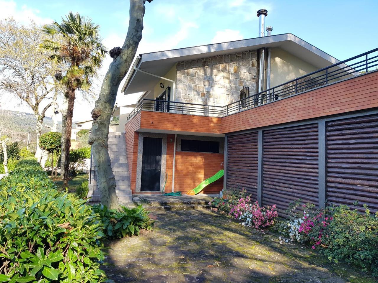 Holiday home Vivenda Do Paul